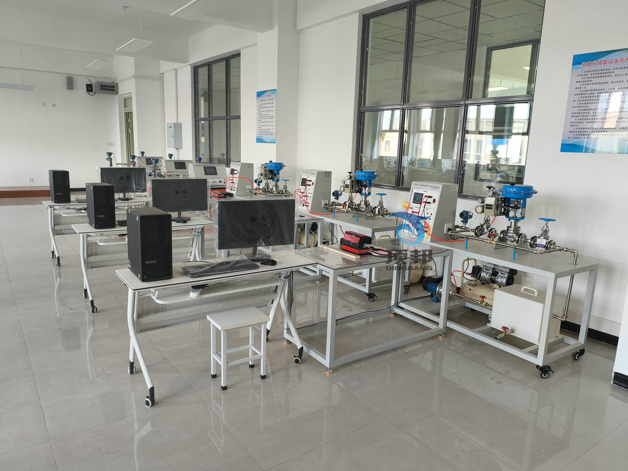 氣動(dòng)薄膜控制閥安裝與電氣閥門定位器校驗(yàn)系統(tǒng)