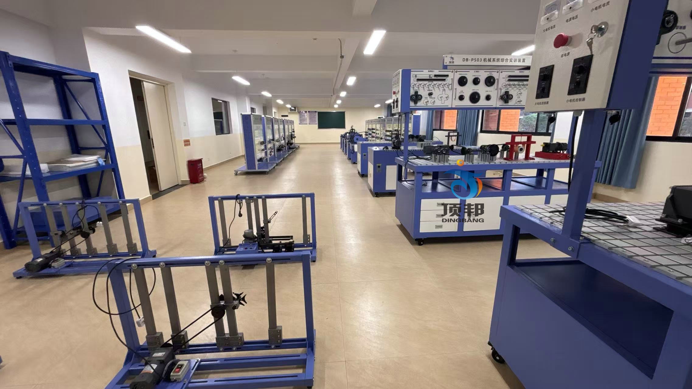 機(jī)械原理實(shí)驗(yàn)室設(shè)備